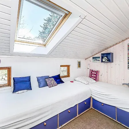 Amazing In W/ 4 Bedrooms *